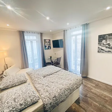 Lejlighed Le Pinson Mignon Carre D Or *