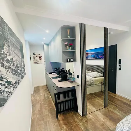 Le Pinson Mignon Carre D Or Cannes